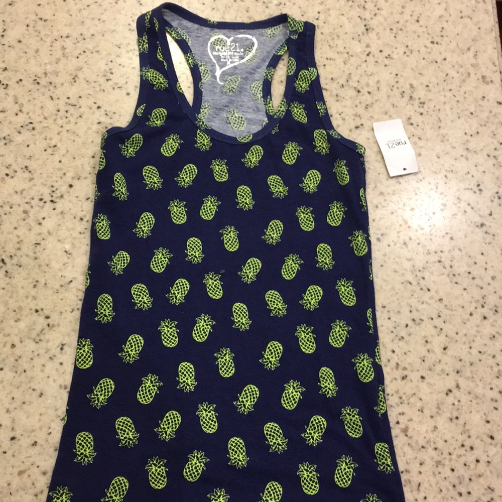 Rue 21 top